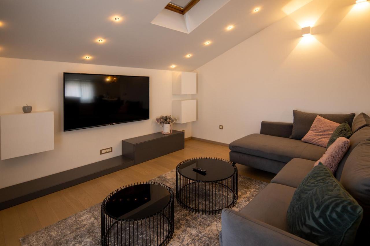 Lumaja Luxury Apartman بيوغْغاد نا موغو المظهر الخارجي الصورة